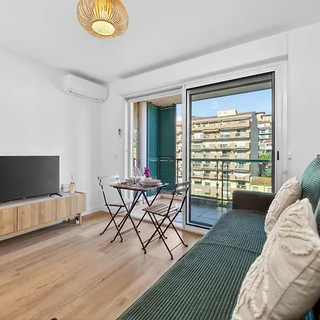 Dans Le Centre De Avec Balcon Et Clim *